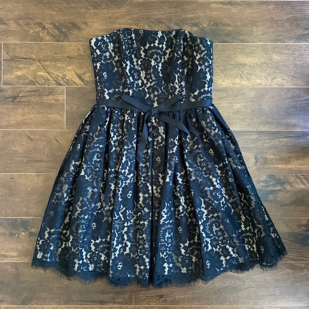 Lace Cocktail Dress - Black - 4 - Neiman Marcus for Target - Robert Rodriguez